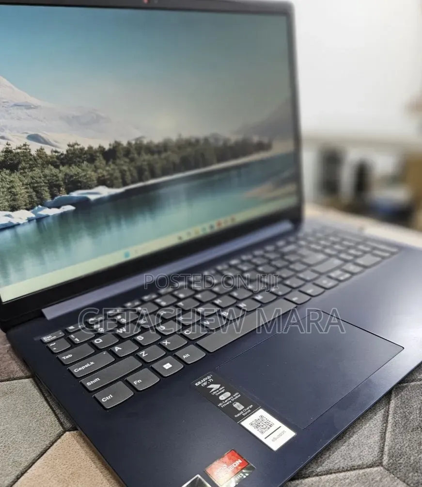 New Laptop Lenovo Ideapad 3 8GB AMD Ryzen 5 SSD 512GB