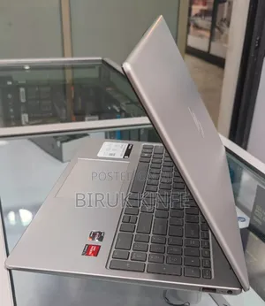New Laptop HP Stream Notebook 16GB AMD Ryzen 5 SSD 256GB