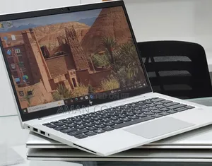 New Laptop HP EliteBook 830 G8 16GB Intel Core i7 SSD 512GB