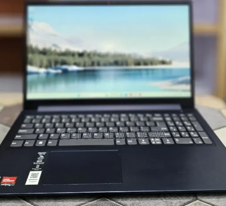 New Laptop Lenovo Ideapad 3 8GB AMD Ryzen 5 SSD 512GB