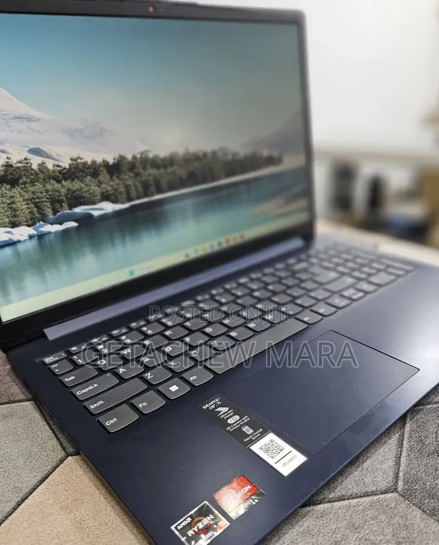 New Laptop Lenovo Ideapad 3 8GB AMD Ryzen 5 SSD 512GB