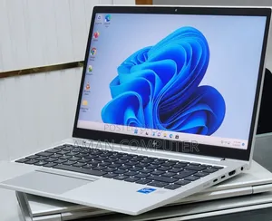 New Laptop HP EliteBook 830 G8 16GB Intel Core i5 SSD 512GB