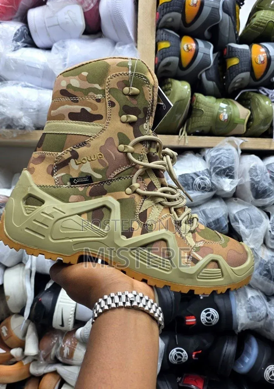 Men Shose Lowa