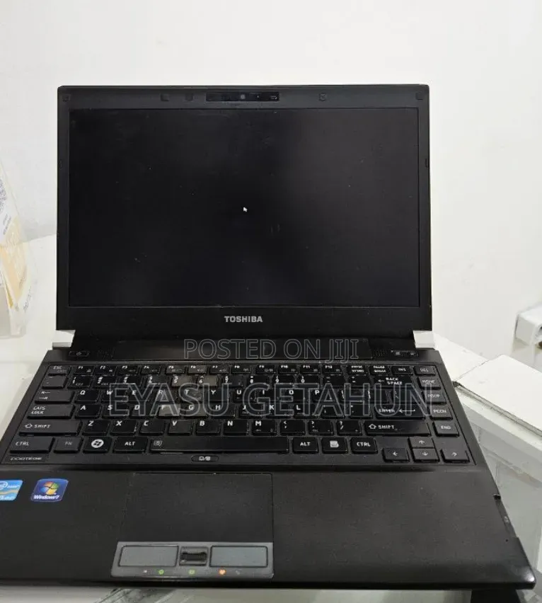New Laptop Toshiba Satellite C55 4GB Intel Core i5 HDD 250GB