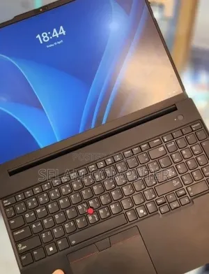 New Laptop Lenovo ThinkPad Yoga 16GB Intel Core Ultra 7 SSD 512GB
