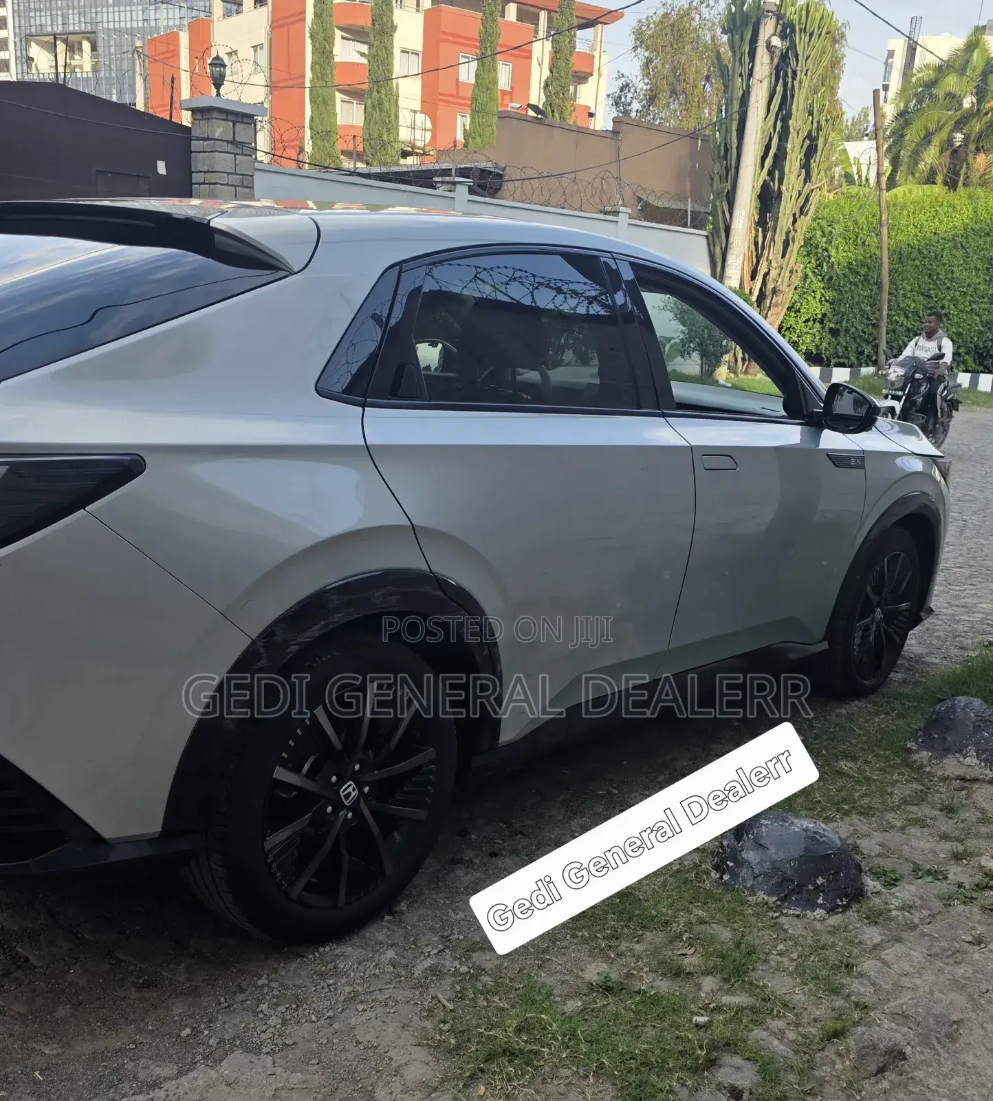 Honda e:NS2 68.8 kWh FWD 2025 Silver