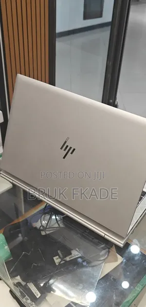 New Laptop HP EliteBook 840 G8 16GB Intel Core i5 SSD 512GB