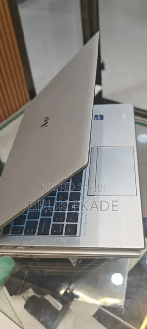 New Laptop HP EliteBook 840 G8 16GB Intel Core i5 SSD 512GB