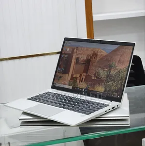 New Laptop HP EliteBook 830 G8 16GB Intel Core i7 SSD 512GB