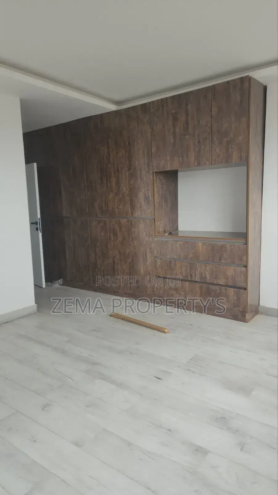 Offices for Rent | 35m2 70m2 | Near Bole Dembel | Prime Location
