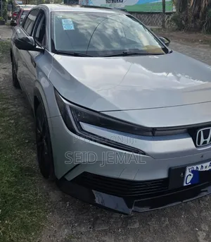 Honda e:NS2 68.8 kWh FWD 2025 Blue