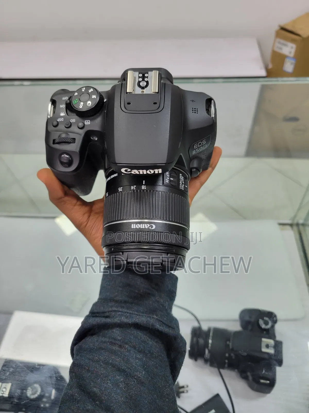 Canon 850d With 18-55mm Lense