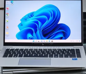 New Laptop HP 16GB Intel Core i5 SSD 512GB