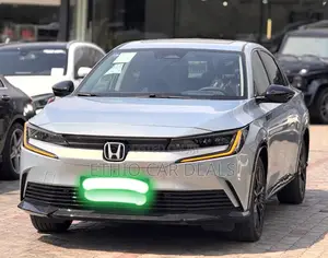 Honda e:NS2 68.8 kWh FWD 2025 Silver