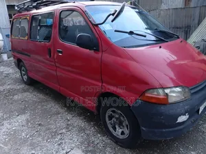 Toyota HiAce 1998 Red