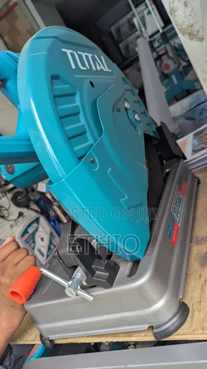 Total Cutoff Saw 2400w