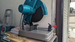 Total Cutoff Saw 2400w
