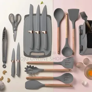 9pcs Kitchen Knife Set( ብላ )