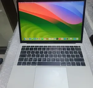 New Laptop Apple MacBook 8GB Intel Core i5 SSD 128GB
