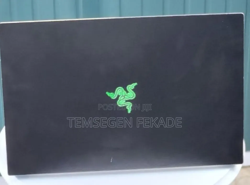 New Laptop Razer Blade 16GB Intel Core i7 SSD 1T