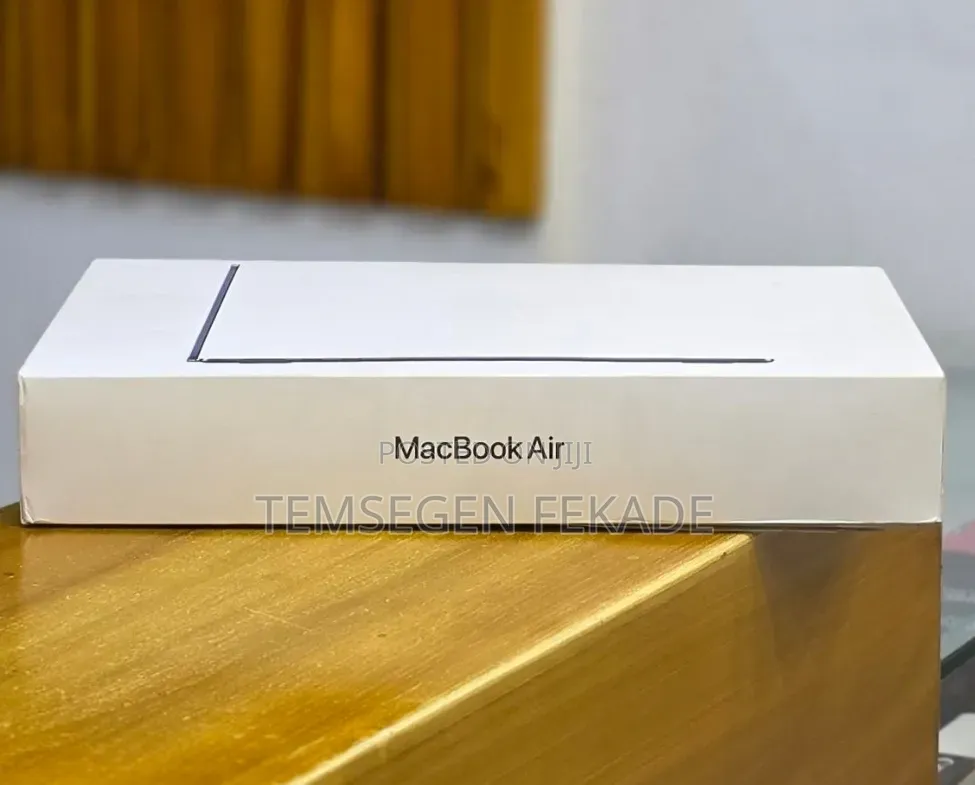 New Apple MacBook Air 2026 M5 13-inch 16GB Apple M5 Max SSD 512GB