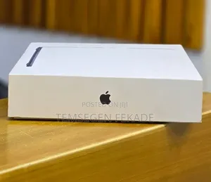 New Apple MacBook Air 2026 M5 13-inch 16GB Apple M5 Max SSD 512GB
