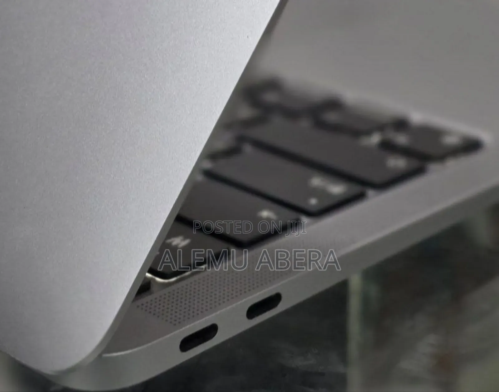 New Laptop Apple MacBook Air 2020 M1 8GB Apple M1 SSD 256GB