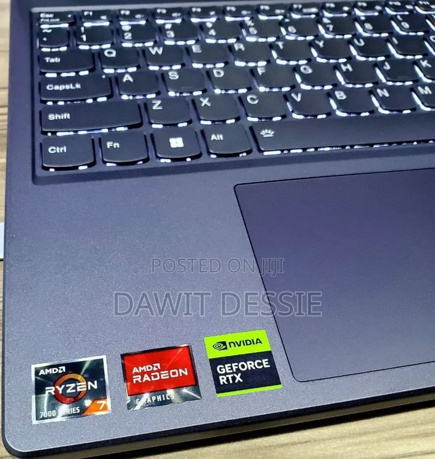 New Laptop Lenovo Legion 5 16GB AMD Ryzen 7 SSD 512GB