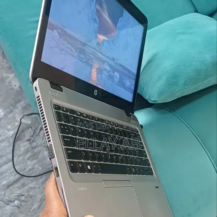 Laptop HP EliteBook 840 8GB Intel Core i7 SSD 512GB