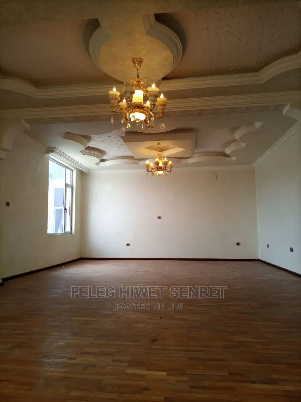 6bdrm Block of Flats in አአ, Bole for sale