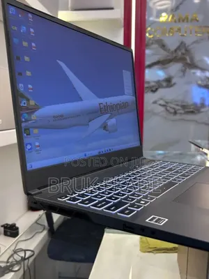 New Laptop Acer Predator Helios Neo 16 16GB Intel Core i7 SSD 1T