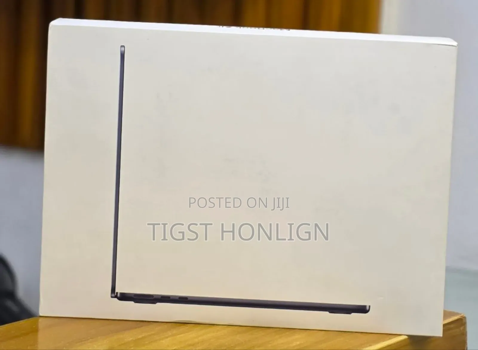 New Laptop Apple MacBook Air 2026 M5 13-inch 16GB Apple M5 SSD 512GB