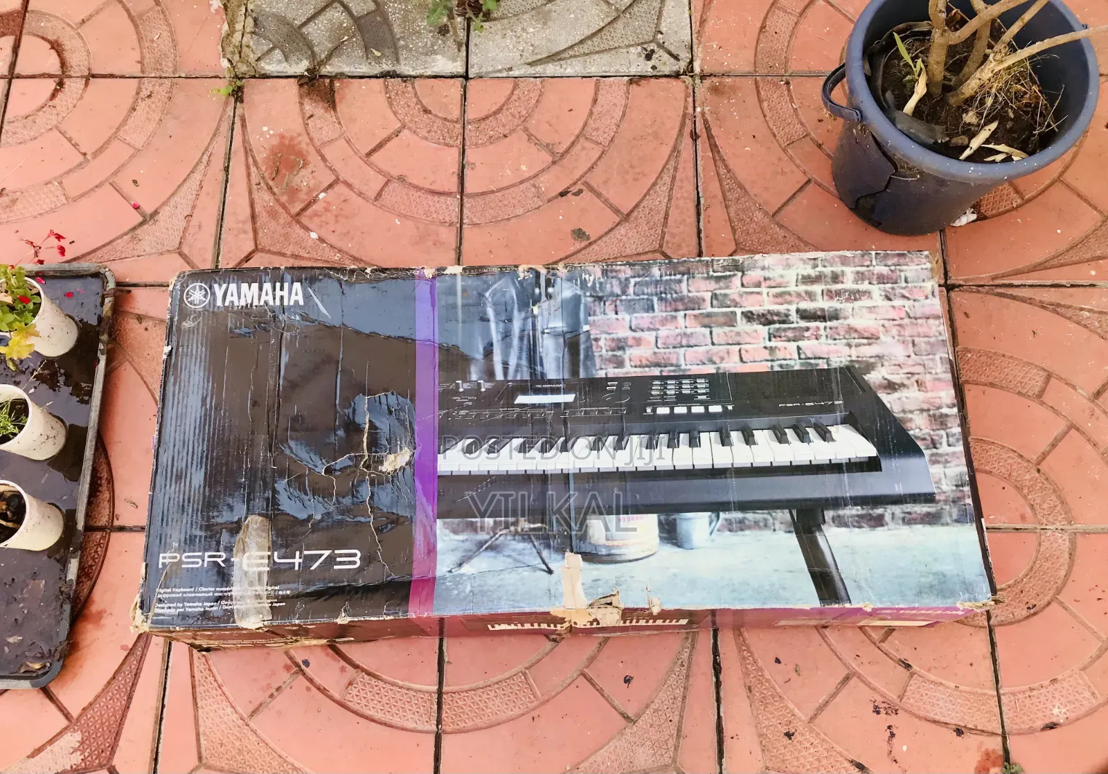 PSR 473 Yamaha Portable Keyboard