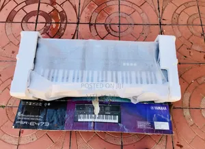 PSR 473 Yamaha Portable Keyboard