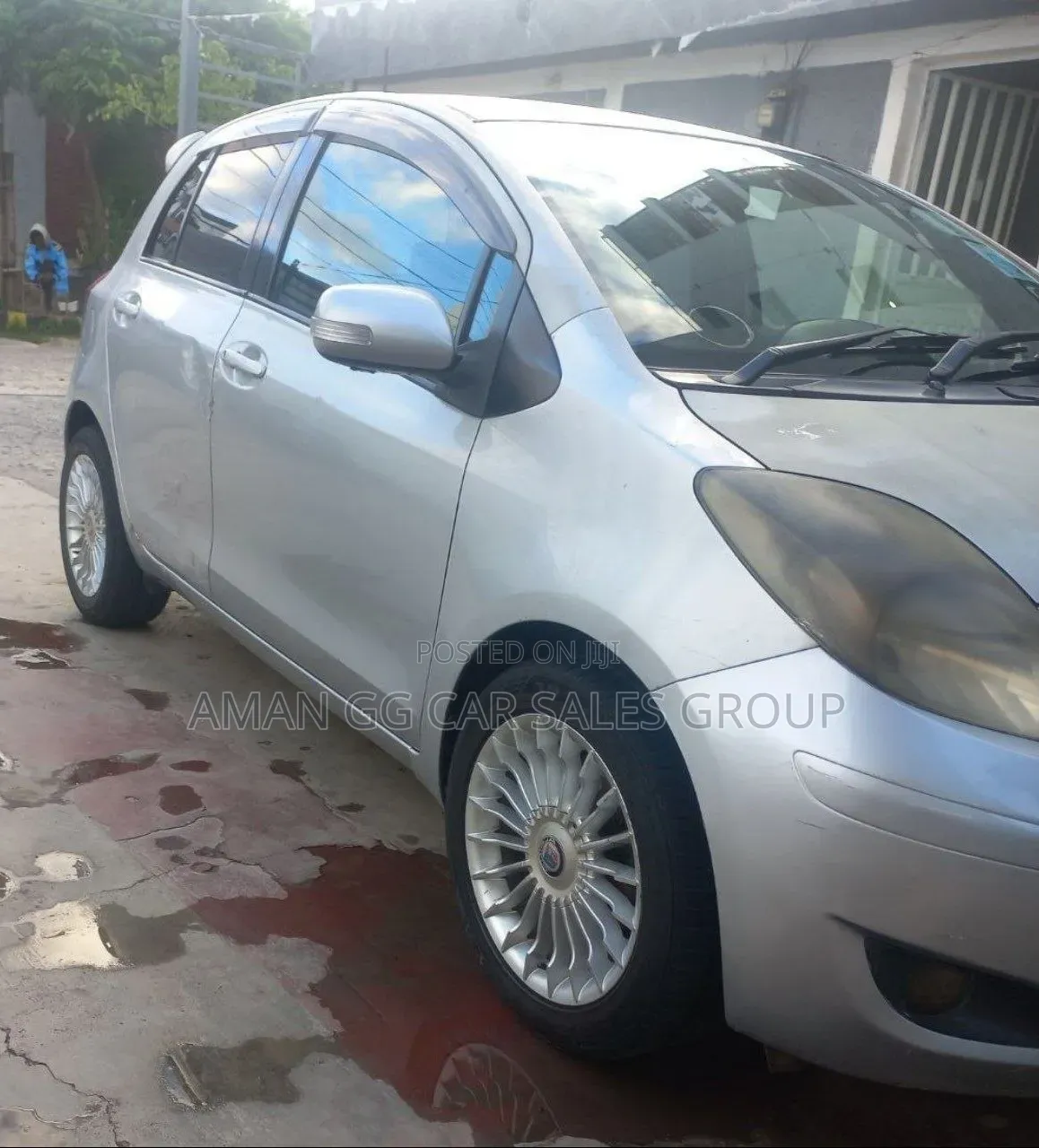 Toyota Yaris 2010 Silver