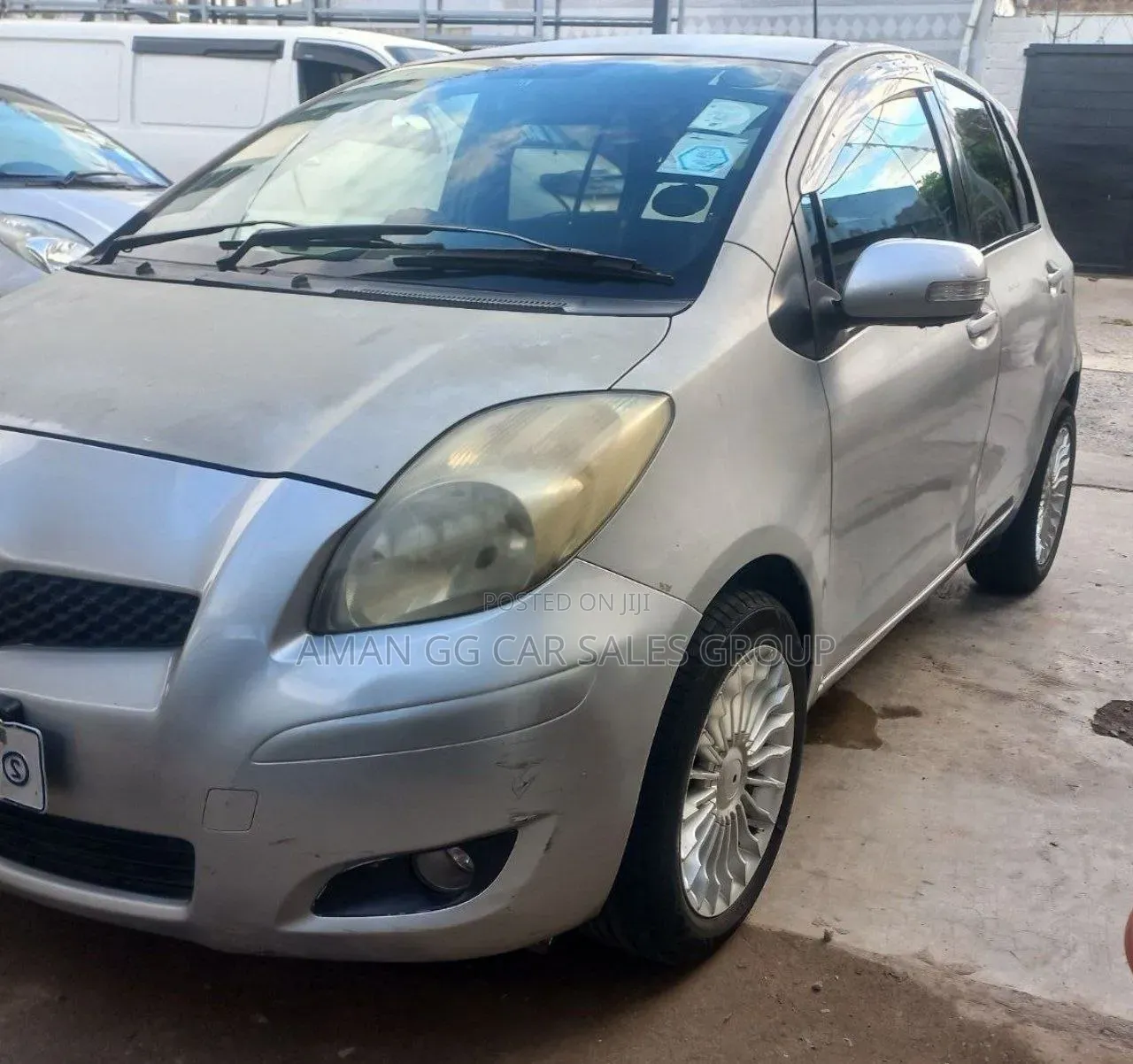 Toyota Yaris 2010 Silver