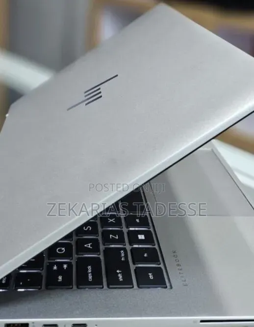 New Laptop HP EliteBook 840 G10 16GB Intel Core i5 SSD 512GB