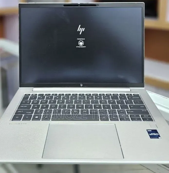 New Laptop HP EliteBook 840 G8 16GB Intel Core i7 SSD 512GB