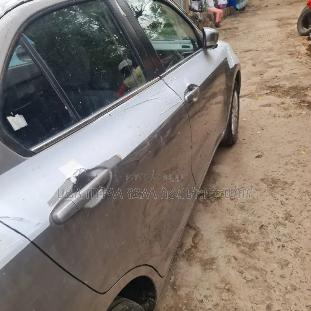 New Suzuki Dzire 2023 Gray