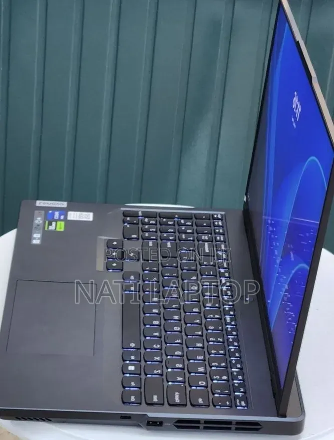 New Laptop Lenovo 16GB Intel Core i9 SSD 1T