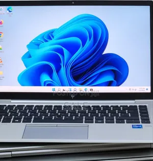 New Laptop HP EliteBook 830 G8 16GB Intel Core i5 SSD 512GB