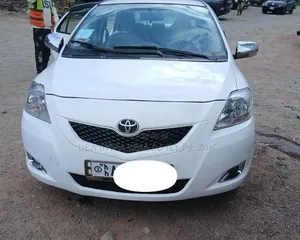 Toyota Yaris 2009 Ivory