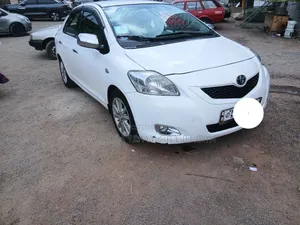 Toyota Yaris 2009 Ivory