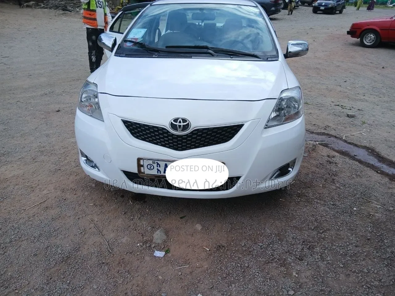 Toyota Yaris 2009 Ivory
