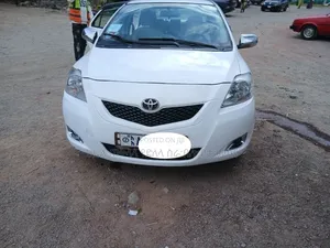 Toyota Yaris 2009 Ivory