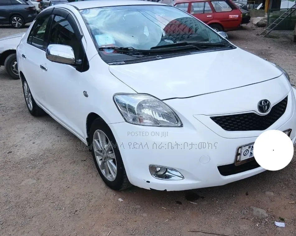 Toyota Yaris 2009 Ivory