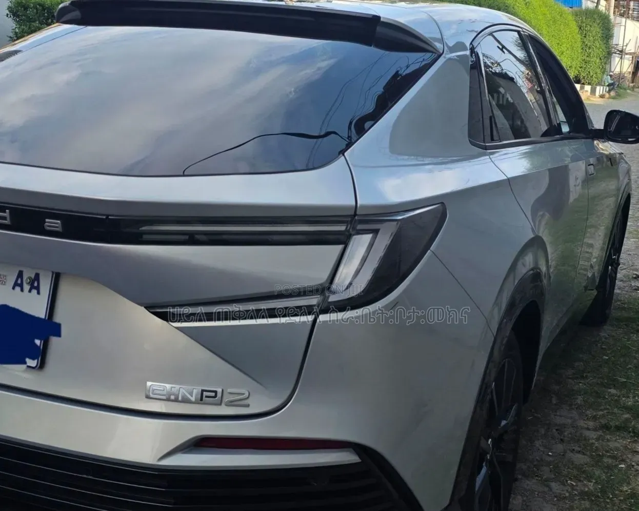 Honda e:NS2 68.8 kWh FWD 2025 Teal
