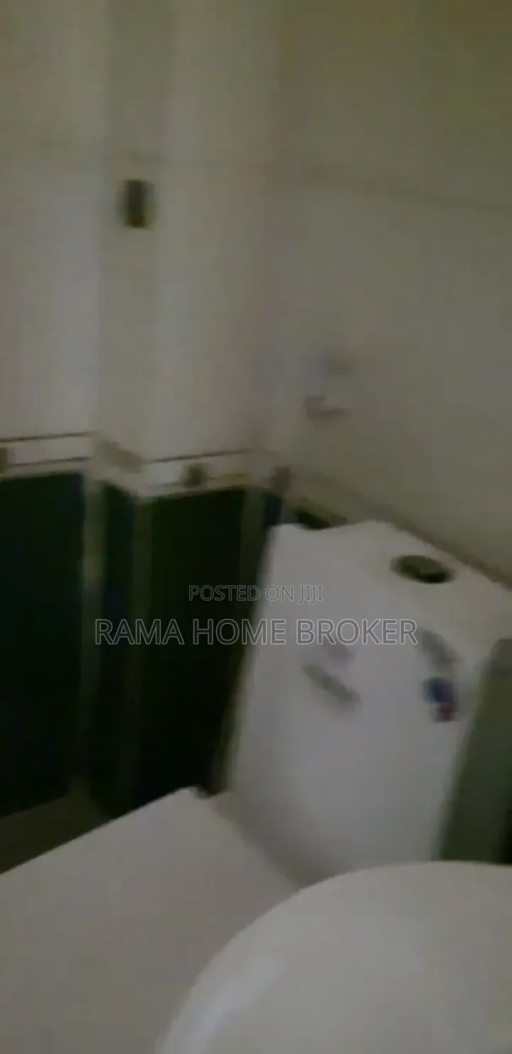 Furnished 3bdrm Condo in ቦሌ አራብሳ ኮንዶሚኒየም, Yeka for sale