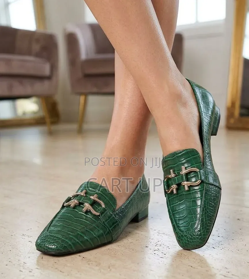 Solid Loafer