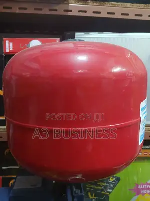 የውሃ ፕሬሸር ታንክ (Water Pressure Tank)